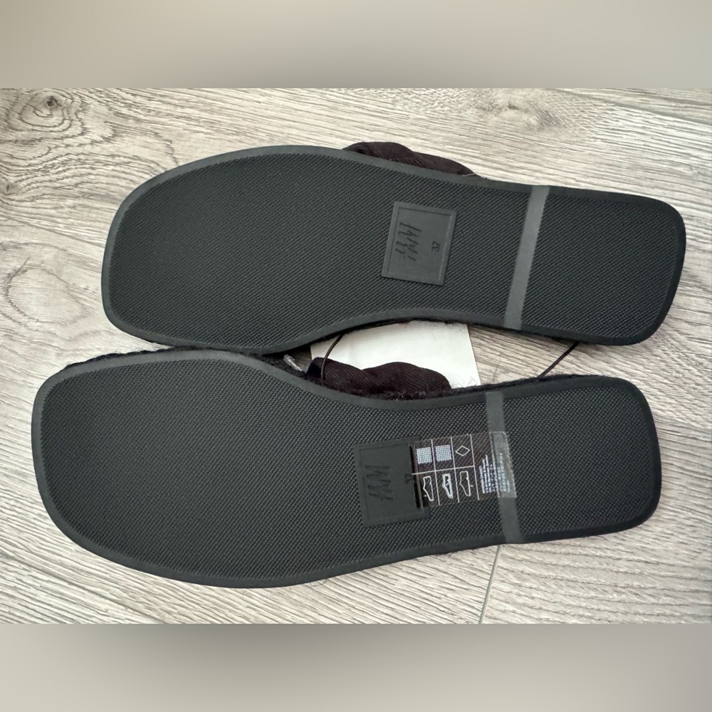 H&M Black and Cream Women's Sandals - Picture 3 of 7